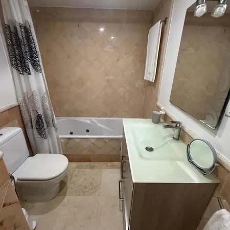 Cosy Rooftop Terrace Apartment *