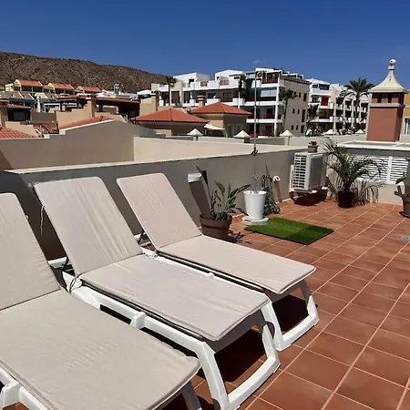 Apartment Cosy Rooftop Terrace