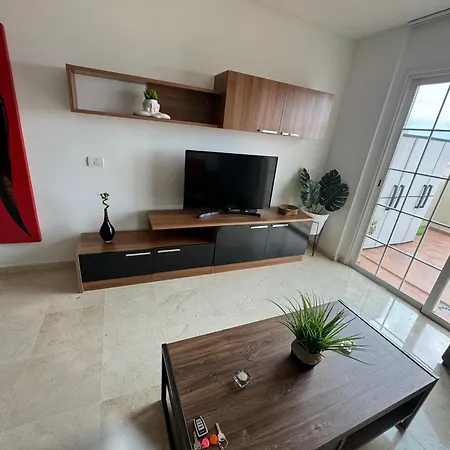 Cosy Rooftop Terrace Apartman *